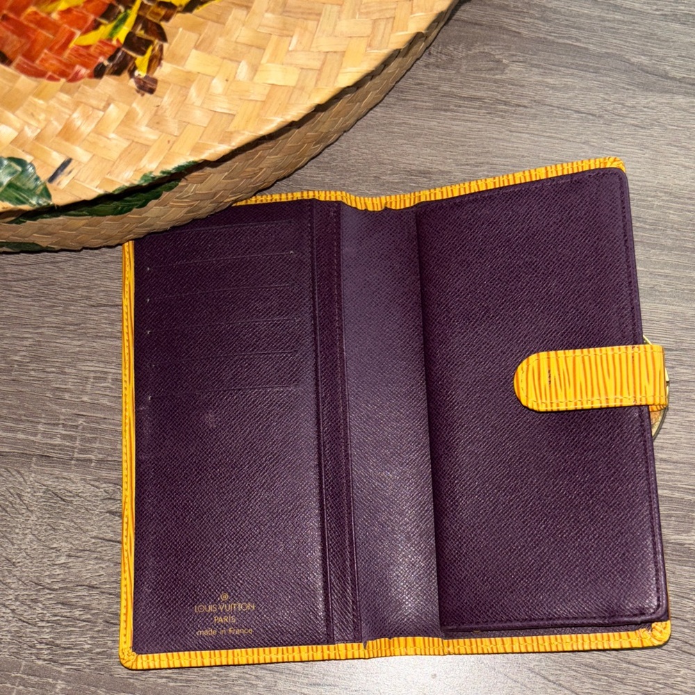 Louis Vuitton Tassili Yellow Bifold Long Wallet Epi Continental Viennois - Picture 4 of 7